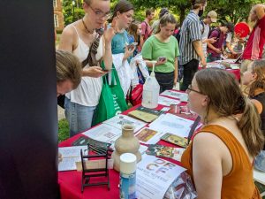 UA Students sign up for a UA Museums Student Membership.
